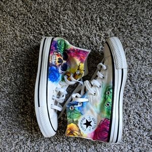 Converse rainbow rose & skull